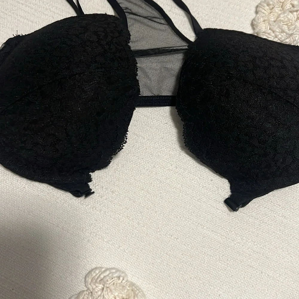 SOLD!! Victoria’s Secret black front closure racer back push-up bra. NEW - Picture 7 of 9